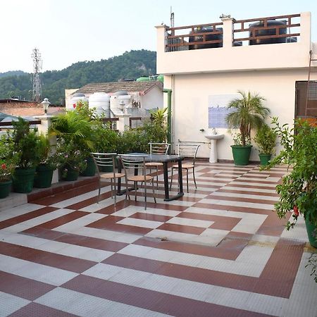 Hotel Thakur Ji Харидвар Экстерьер фото