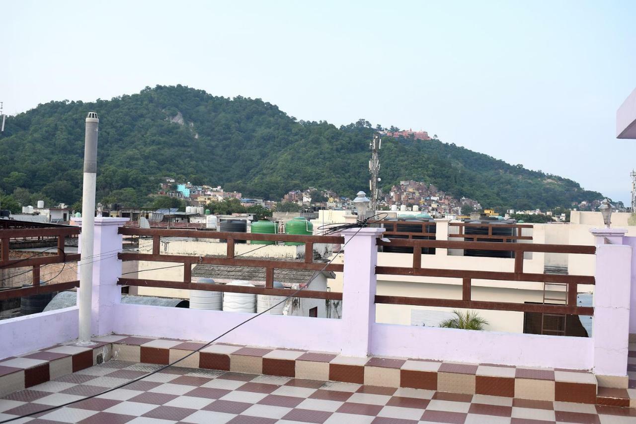 Hotel Thakur Ji Харидвар Экстерьер фото